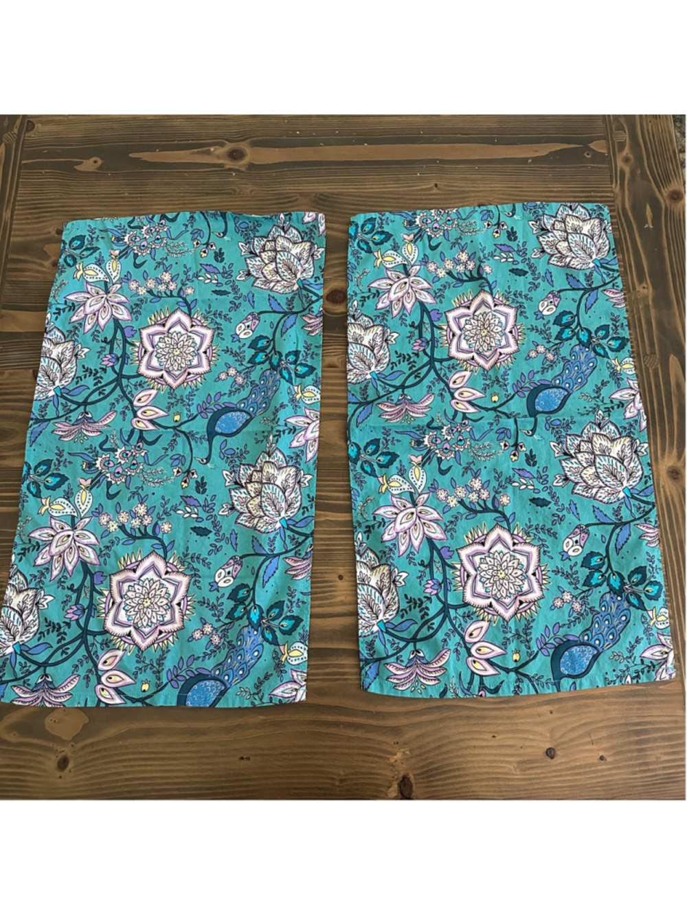 Vera Bradley Peacock Garden Cloth Dinner Napkins Set of 2 Teal Purple Floral